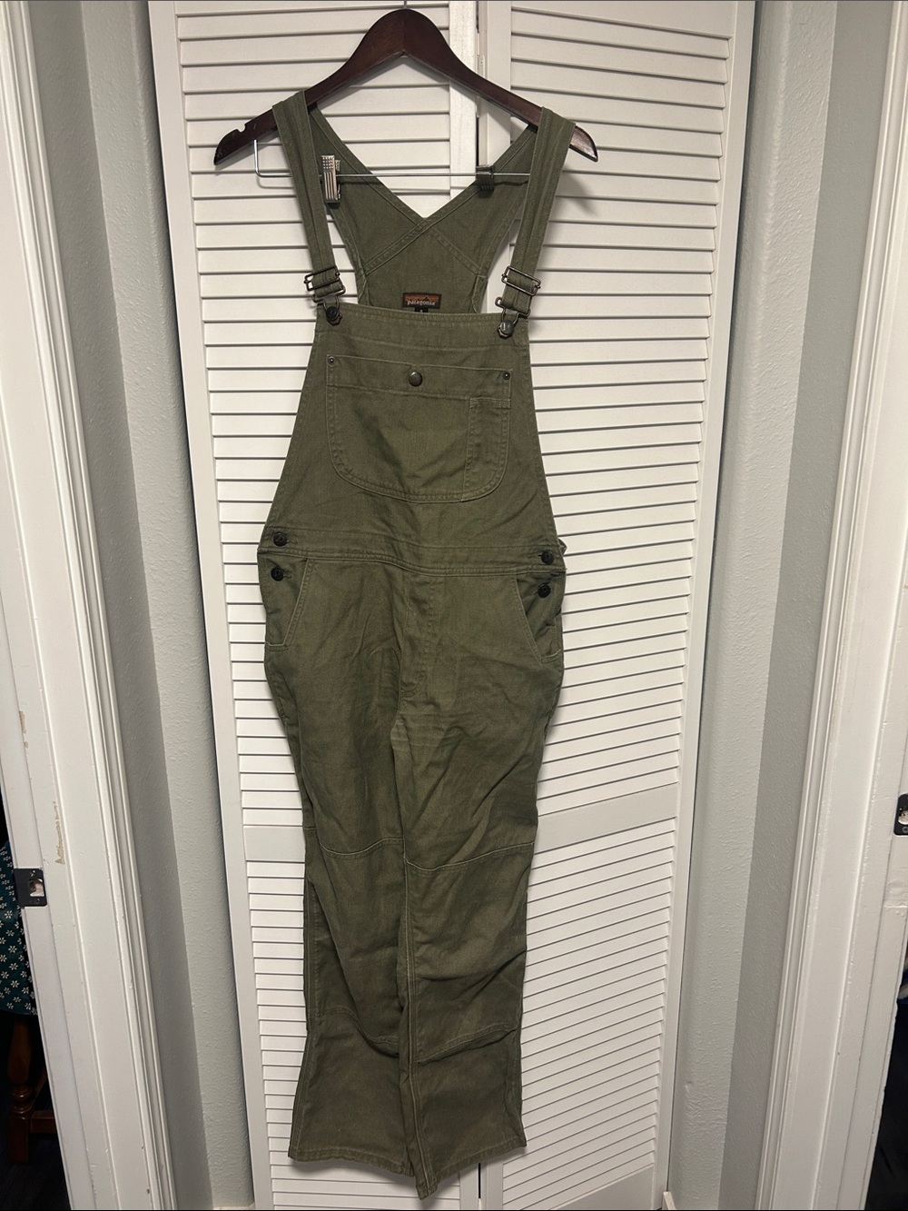 Patagonia Women’s Olive Green Utility Overalls Jumpsuit